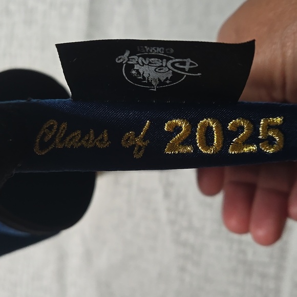 Disney Parks Mickey Mouse Graduation Cap Ear Headband Class of 2025 NWT - Picture 3 of 4